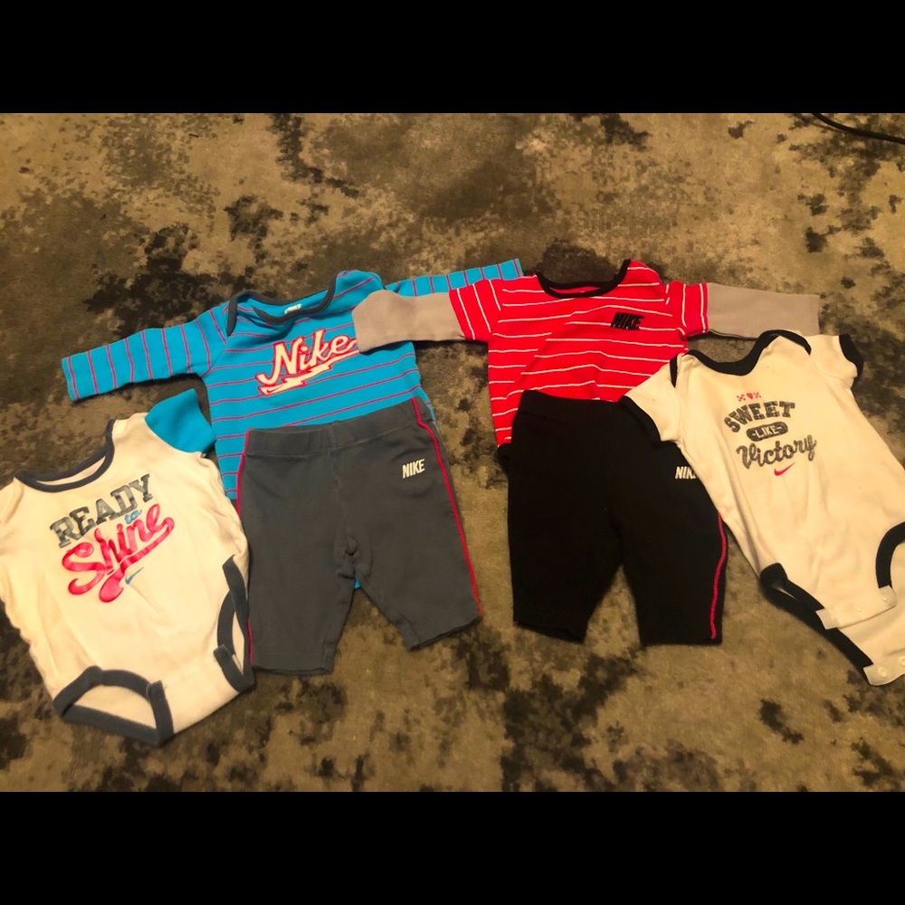 6 months girl NIKE sets